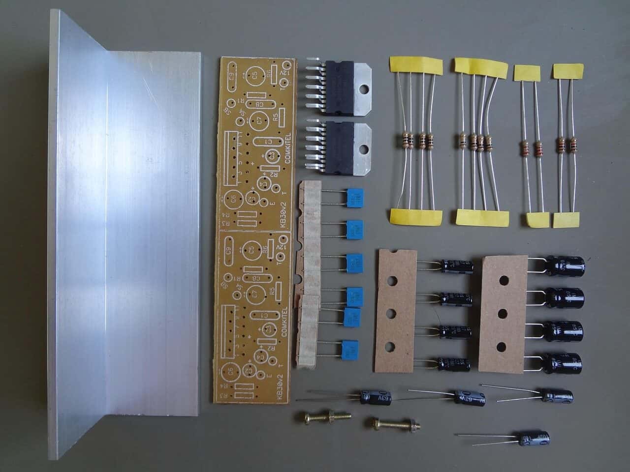 electronics, resistors, amplifier module, resistors, resistors, resistors, resistors, resistors