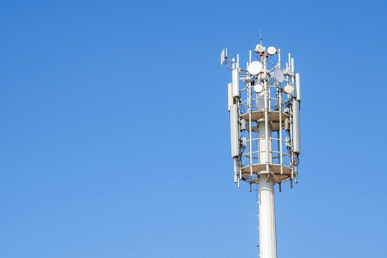 telecommunication, antenna, telecommunications, telecom, radio, communication, transmitter, transmission, signal, broadcast, mobile, tower, blue mobile, blue community, blue communication, blue radio, telecom, telecom, telecom, telecom, telecom