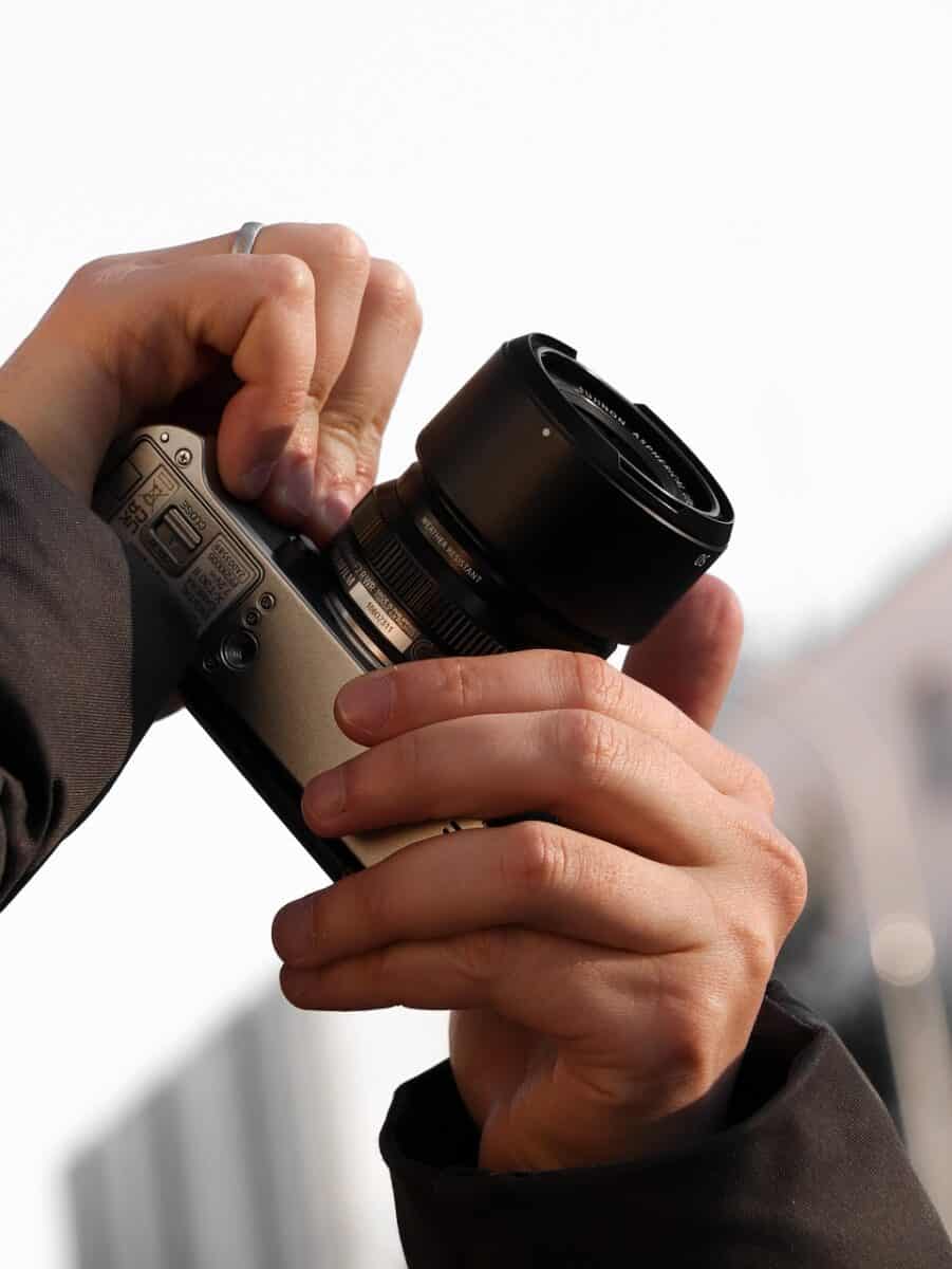 camera, lens, digital, focus, zoom, exposure, action, hands, holding camera, photography